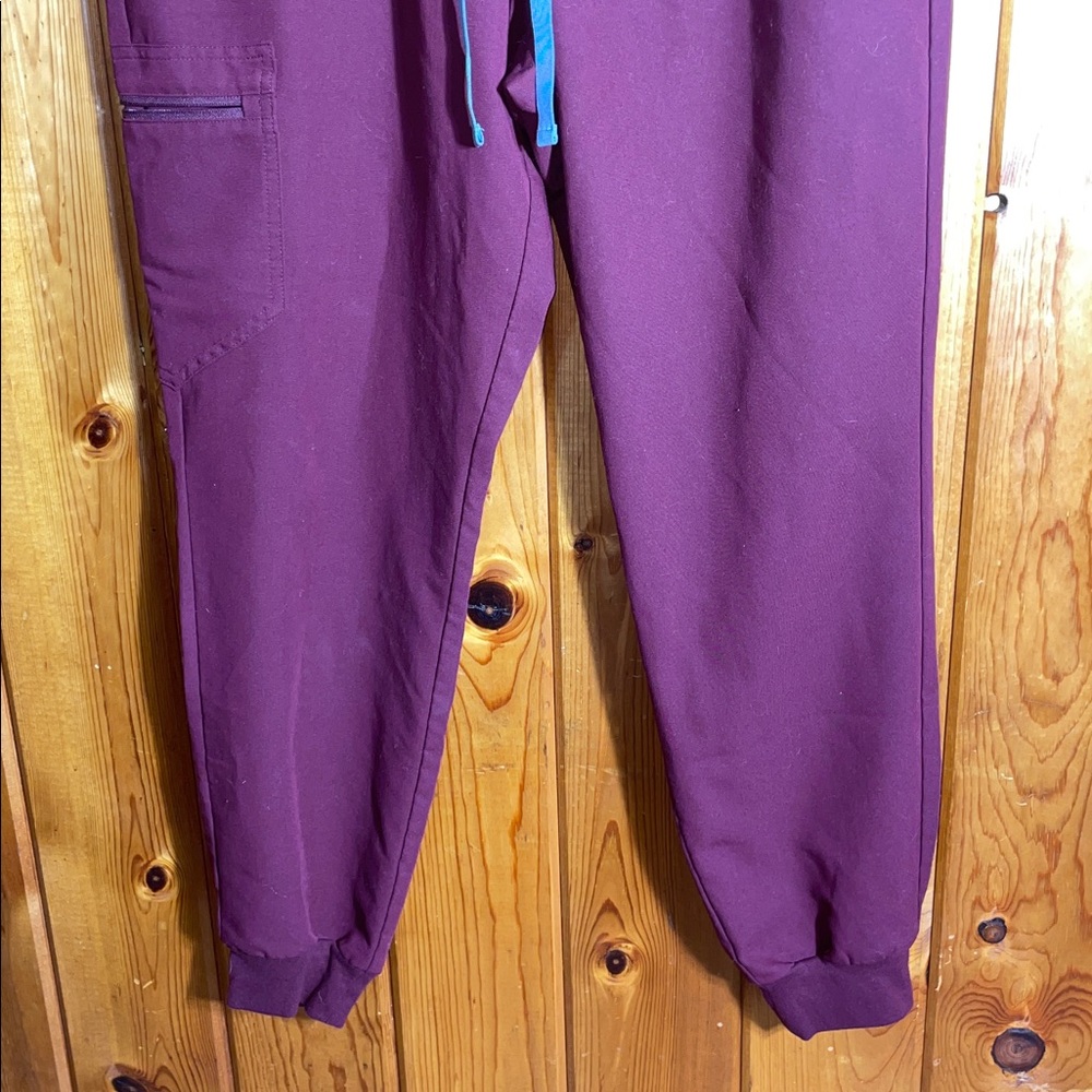 Fig High Waisted Zamora Jogger Scrub Pants burgundy size large nurse scrubs pant - Picture 4 of 14